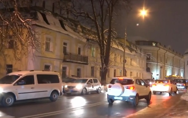 Депутаты БПП провели заседание под шампанское