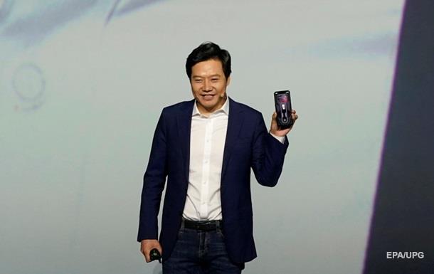 Гендиректор Xiaomi получил премию в миллиард долларов