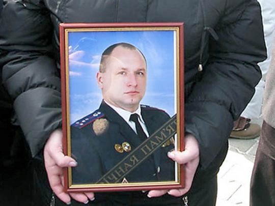 Миргородский участковый покончил с собой потому, что сослуживцы не поддержали его в борьбе с коррупцией?