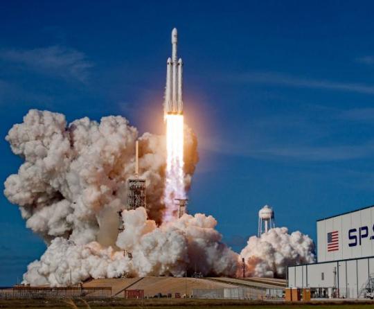 NASA отправит на орбиту с помощью Falcon Heavy атомные часы