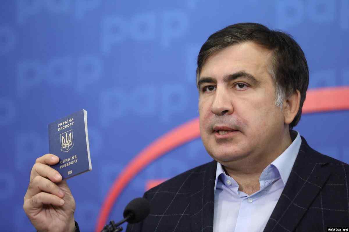 Новоизбранный президент вернул экс-губернатору Одесской области Саакашвили украинское гражданство