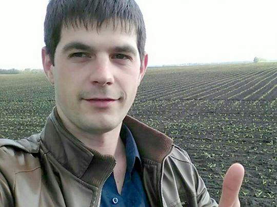 Отец зверски избитого полицейского: После третьего причастия сын смог пошевелить мизинцем на левой руке