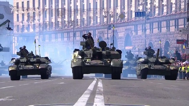 Парад в Киеве в День независимости: онлайнСюжет
