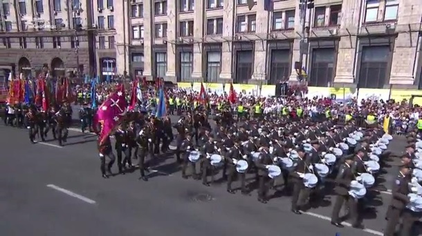 Парад в Киеве в День независимости: онлайнСюжет
