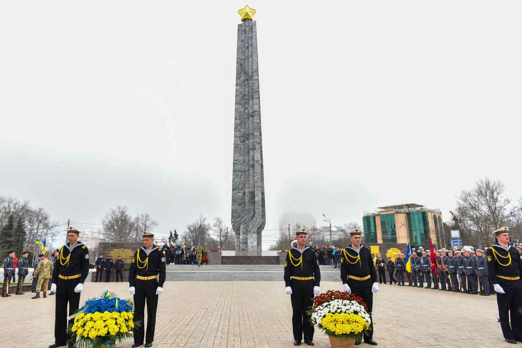 Попытка №2: в Одессе снова объявили тендер на ремонт «Крыльев Победы»