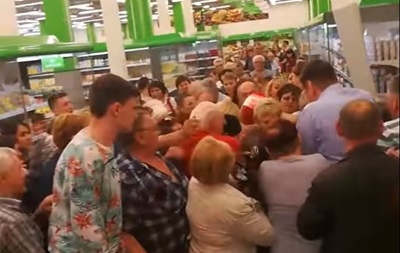 Сеть обсуждает битву за сахар в России
