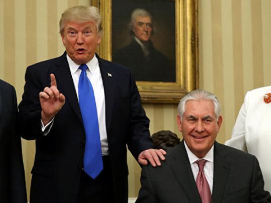 Тиллерсон объяснил, почему Трамп не встретился с Порошенко в Давосе