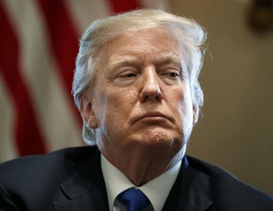 Трамп подписал временный бюджет