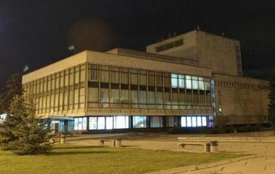 В Днепре балерину госпитализировали после падения в оркестровую яму
