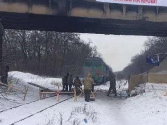 В Кабмине заявляют о 30-процентном подорожании ЖКУ из-за блокады