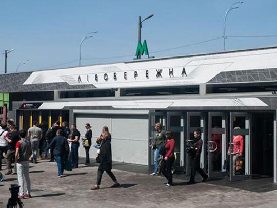 В Киеве проверят безопасность киосков и остановок возле метро