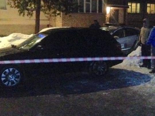 В Киеве таксист выстрелил пассажиру в лицо