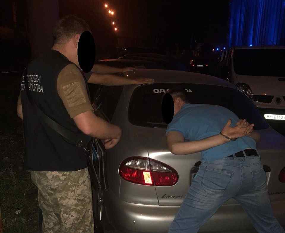 В Одессе командир судна «погорел» на взятке от матроса. Фото, обновлено
