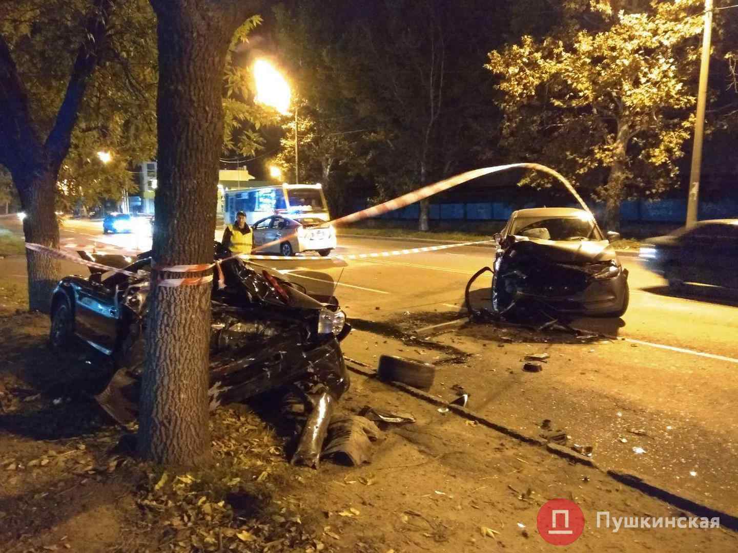 В Одессе произошла авария с элитными авто и погибшим. ОБНОВЛЕНО: данные подтвердились не полностью. Фото