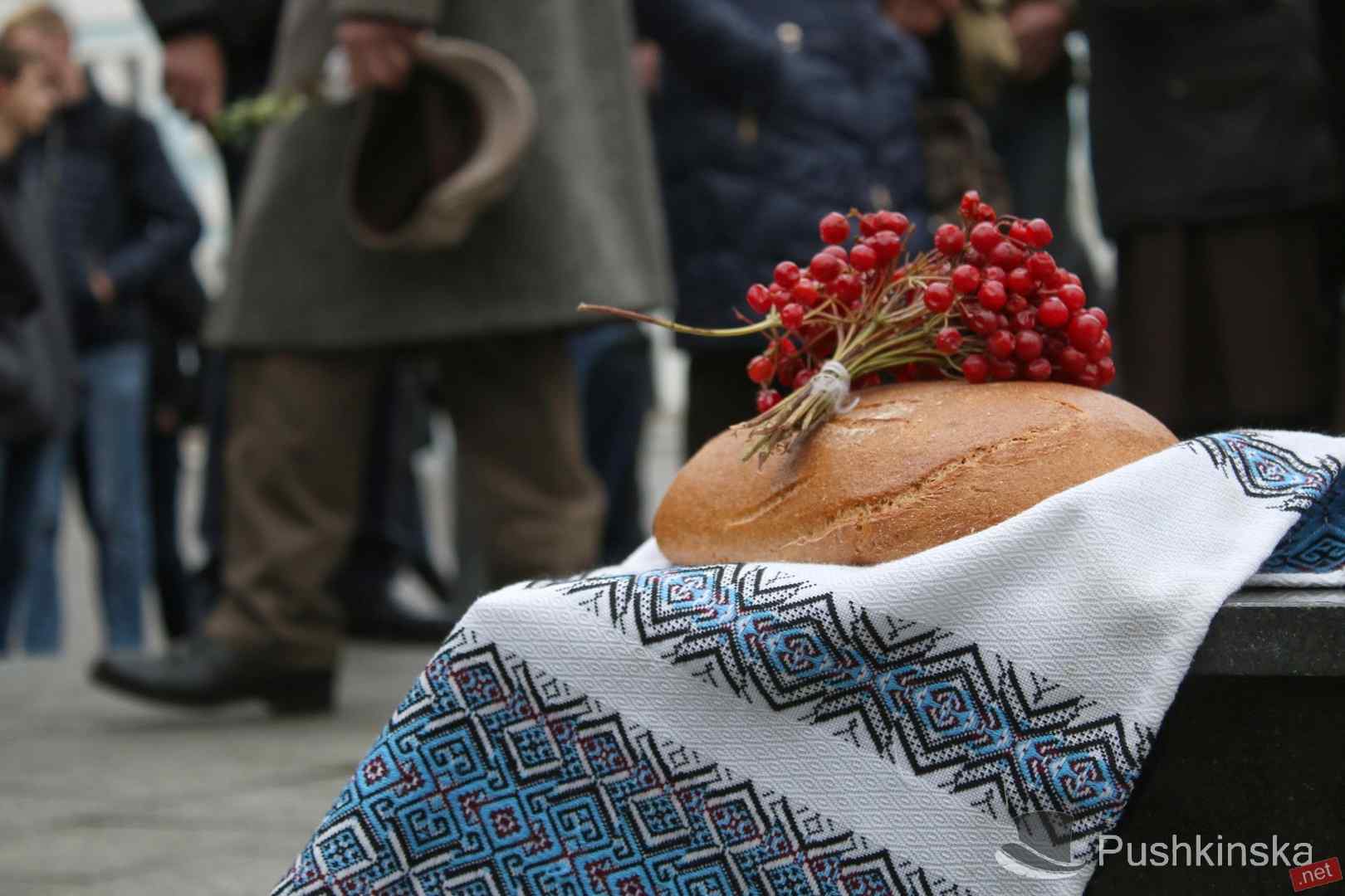 В Одессе сегодня почтили память жертв Голодомора. Фото
