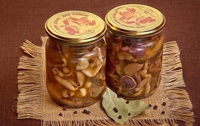 В Виннице семья из семи человек отравилась грибами