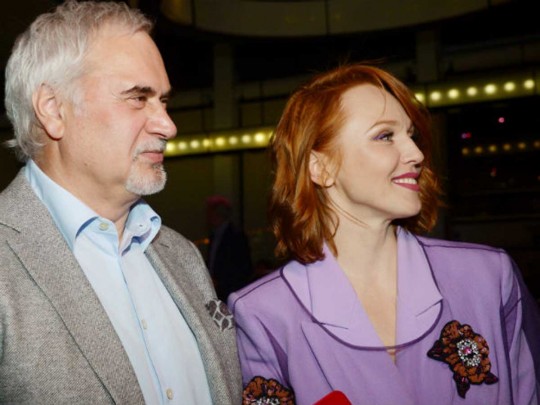 Альбина Джанабаева без макияжа ужаснула поклонников
