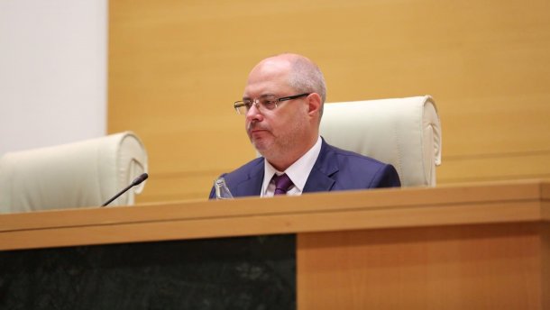 Антироссийские протесты в Грузии: как депутат с РФ оказался в кресле спикера парламента страны