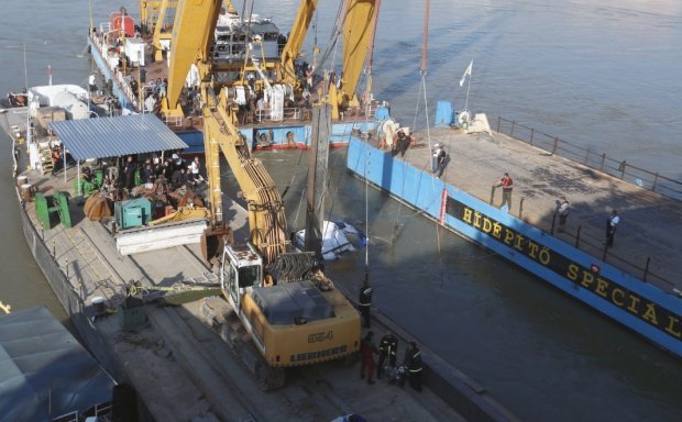Авария катера в Будапеште: нашли тела еще 4 погибших