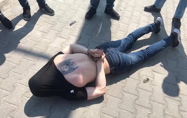Бывший разведчик Нацгвардии возглавлял банду вымогателей – СБУ