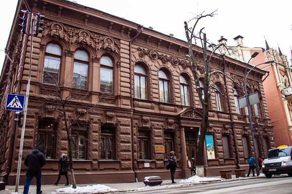 Центральное отопление в Киеве появилось в 1937 году: как обогревали дома до этого