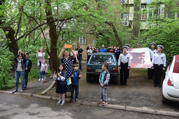 День Победы: в Одессе ветерану устроили необычное поздравление (фото)