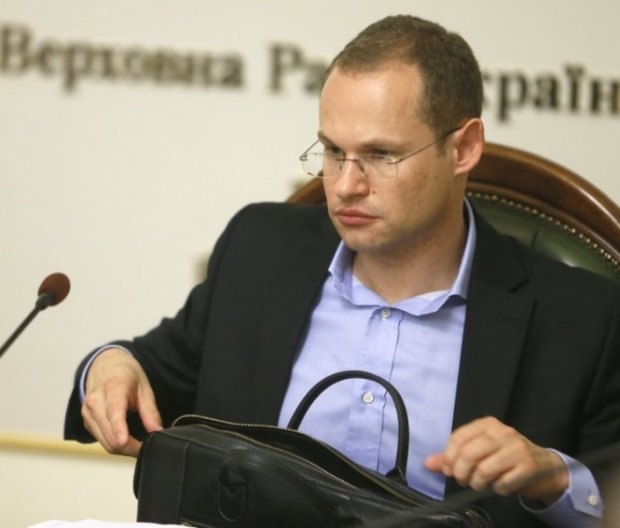 Дно і сором: чому з Верховної Ради хочуть вигнати журналістів