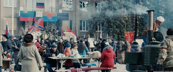 Донбасс на Оскаре. Гротескная трагикомедия ЛозницыСюжет