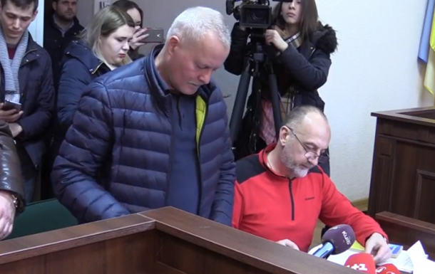 Экс-главу Генштаба арестовали на месяц