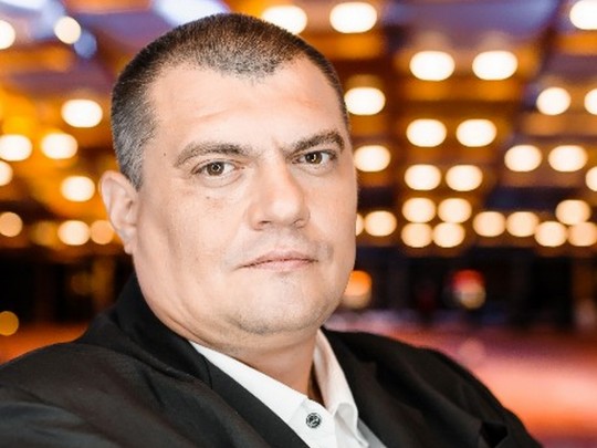 Еще один актер Квартала 95 подался в политику