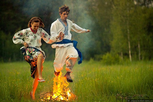 Гадания на Ивана Купала: 5 интересных способов