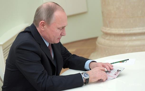 Госдеп назвал провокацией указ Путина по паспортам