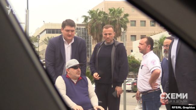 Хто відвідує офіс Коломойського перед виборами і до чого тут Зеленський: шокуюче розслідування