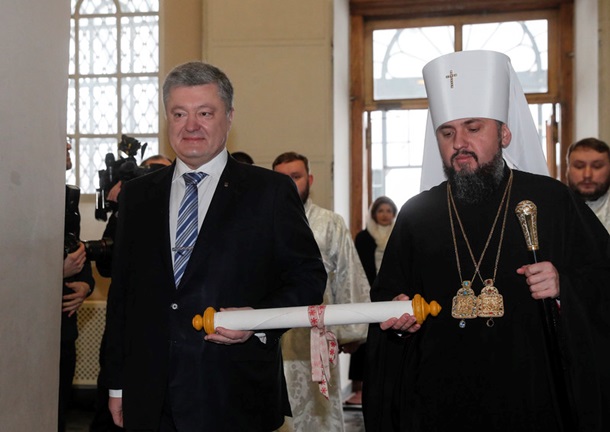 И хлеба, и зрелищ. Официальный старт выборов