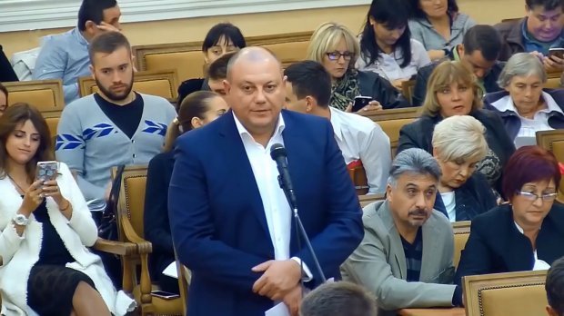 Как Труханов и Ко купили помещение для мертвецов за 150 миллионов из бюджета: расследование