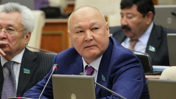 Кандидат в президенты Казахстана провалил экзамен по языку: ЦИК сняла его с предвыборной гонки