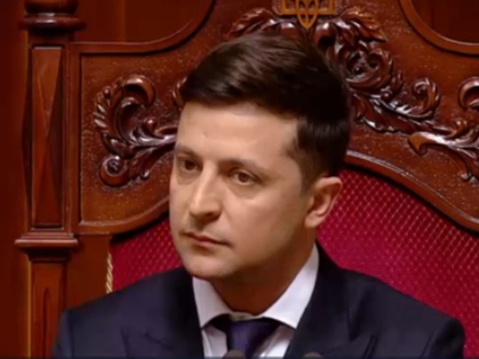 Каждый из нас — президент: появилось полное видео обращения Зеленского