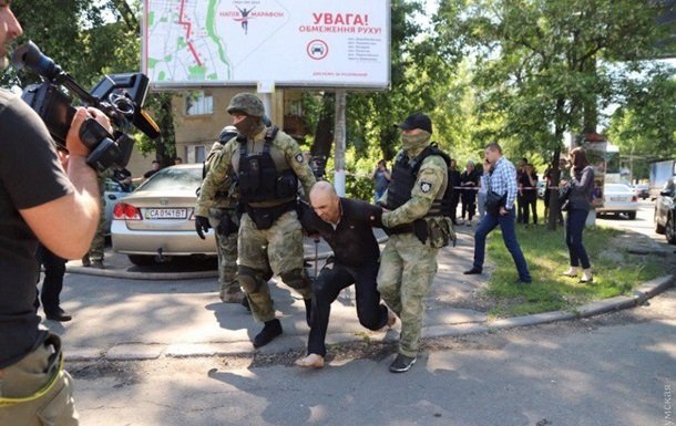 Колонию пытались захватить по указанию воров в законе - Аброськин