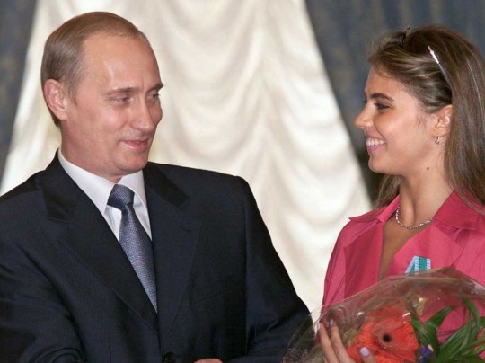 Любовница Путина родила двойню в Москве, — росСМИ