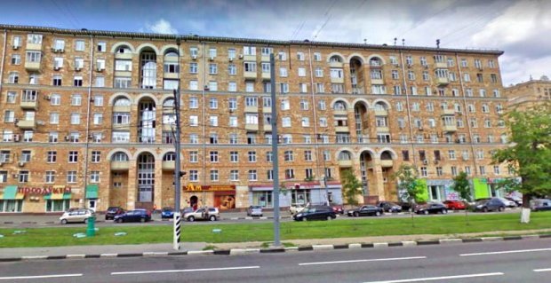 Мамин дом и квартира в Одессе: какую недвижимость декларирует и скрывает Геннадий Труханов