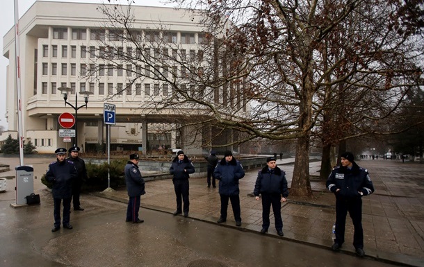 На сессии парламента Крыма нет кворума