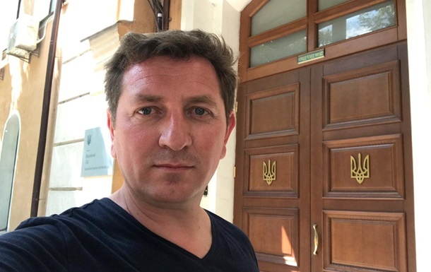 На Зеленского подали в суд из-за отмены указов Порошенко
