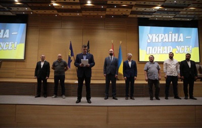 Националисты объединились ради похода на выборы