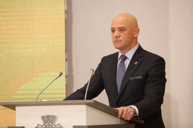 Не совсем новые лица: кто из одиозных предшественников идет в Раду