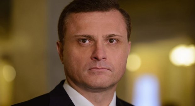 Не совсем новые лица: кто из одиозных предшественников идет в Раду