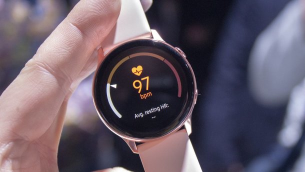 Новые умные часы Samsung позаимствует популярные функции Apple Watch