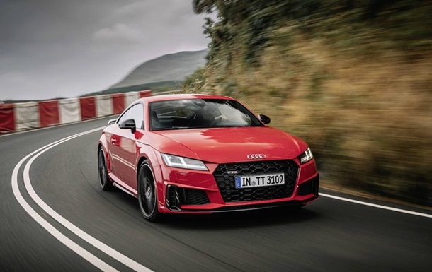 Обновленное семейство Audi ТТ показали официально