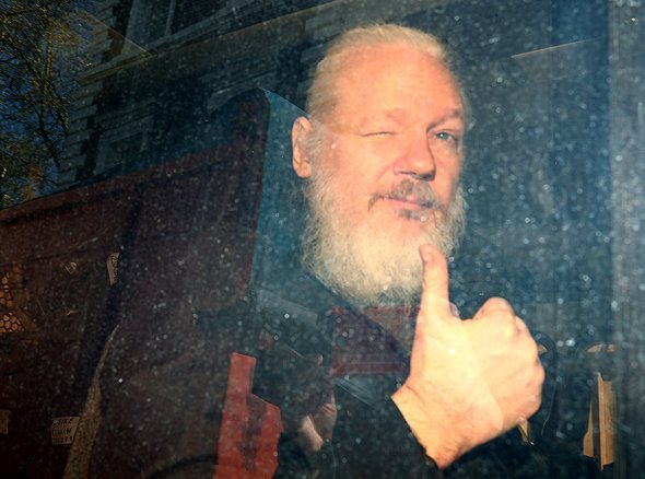 Основателя WikiLeaks Джулиана Ассанжа приговорили к 50 неделям тюрьмы