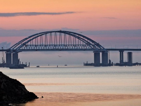 От Крымского моста ничего не останется: в России рассказали, как стройка века уйдет под воду