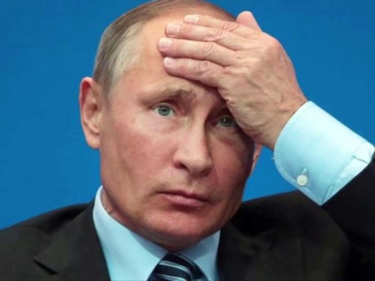 «Откровенно гоготали»: в РФ раскритиковали «прямую линию» с Путиным (видео)